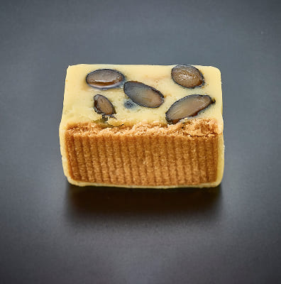 甘酒と黒豆のチーズケーキ